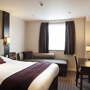 Premier Inn Chester Central - North